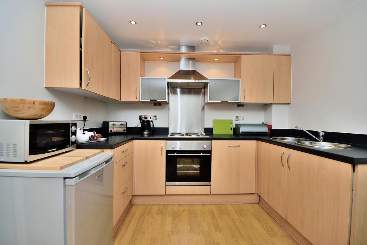 Racecourse Serviced Apartments 체스터 외부 사진