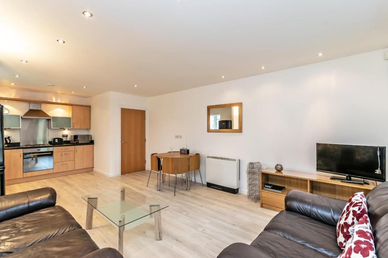 Racecourse Serviced Apartments 체스터 외부 사진