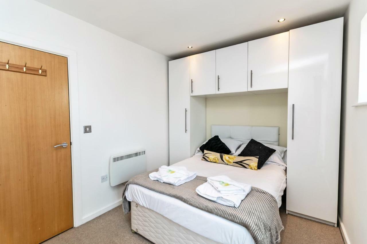Racecourse Serviced Apartments 체스터 외부 사진