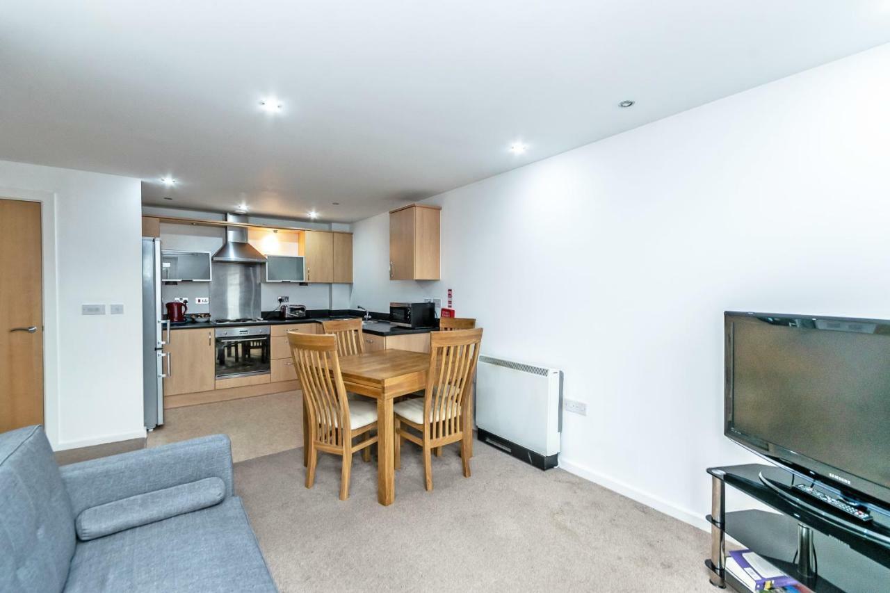 Racecourse Serviced Apartments 체스터 외부 사진