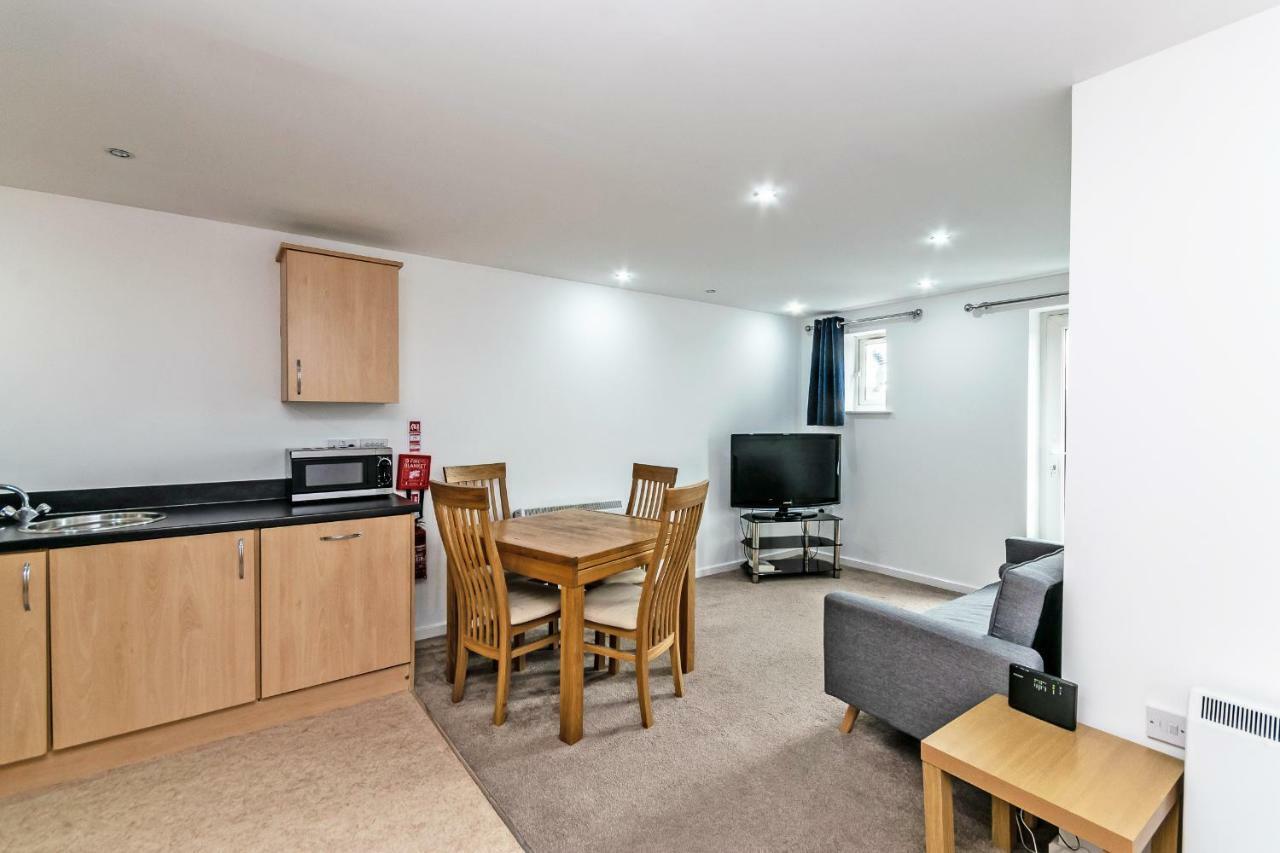 Racecourse Serviced Apartments 체스터 외부 사진